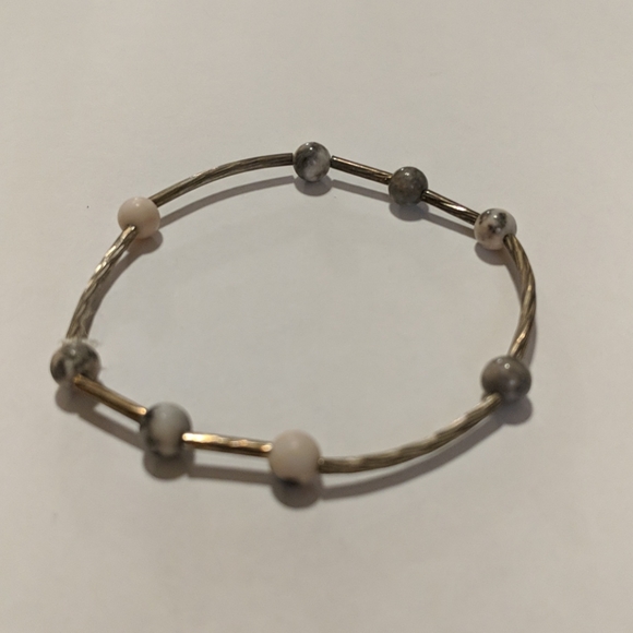Gray, white and silver bracelet - Picture 1 of 3